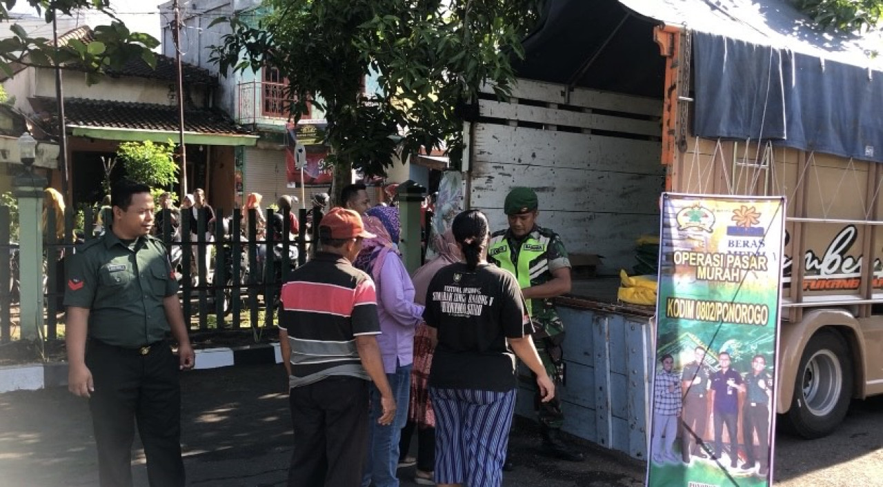 Pasar Murah di Kodim Ponorogo Ludes dalam 1 Jam, Sebagian Warga Tak Kebagian