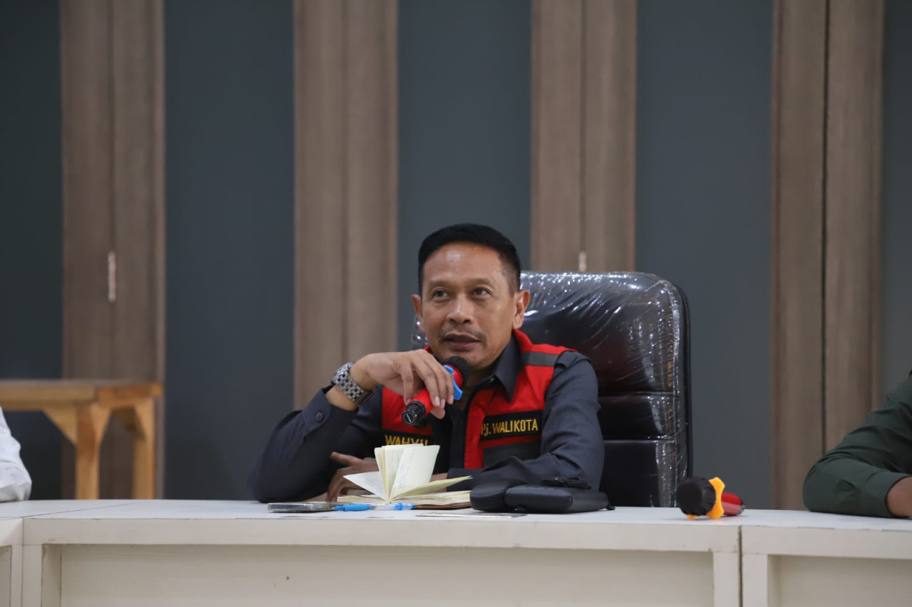 Pj Wali Kota Malang, Wahyu Hidayat. (Foto : Prokopim Pemkot Malang for jatimnow.com)