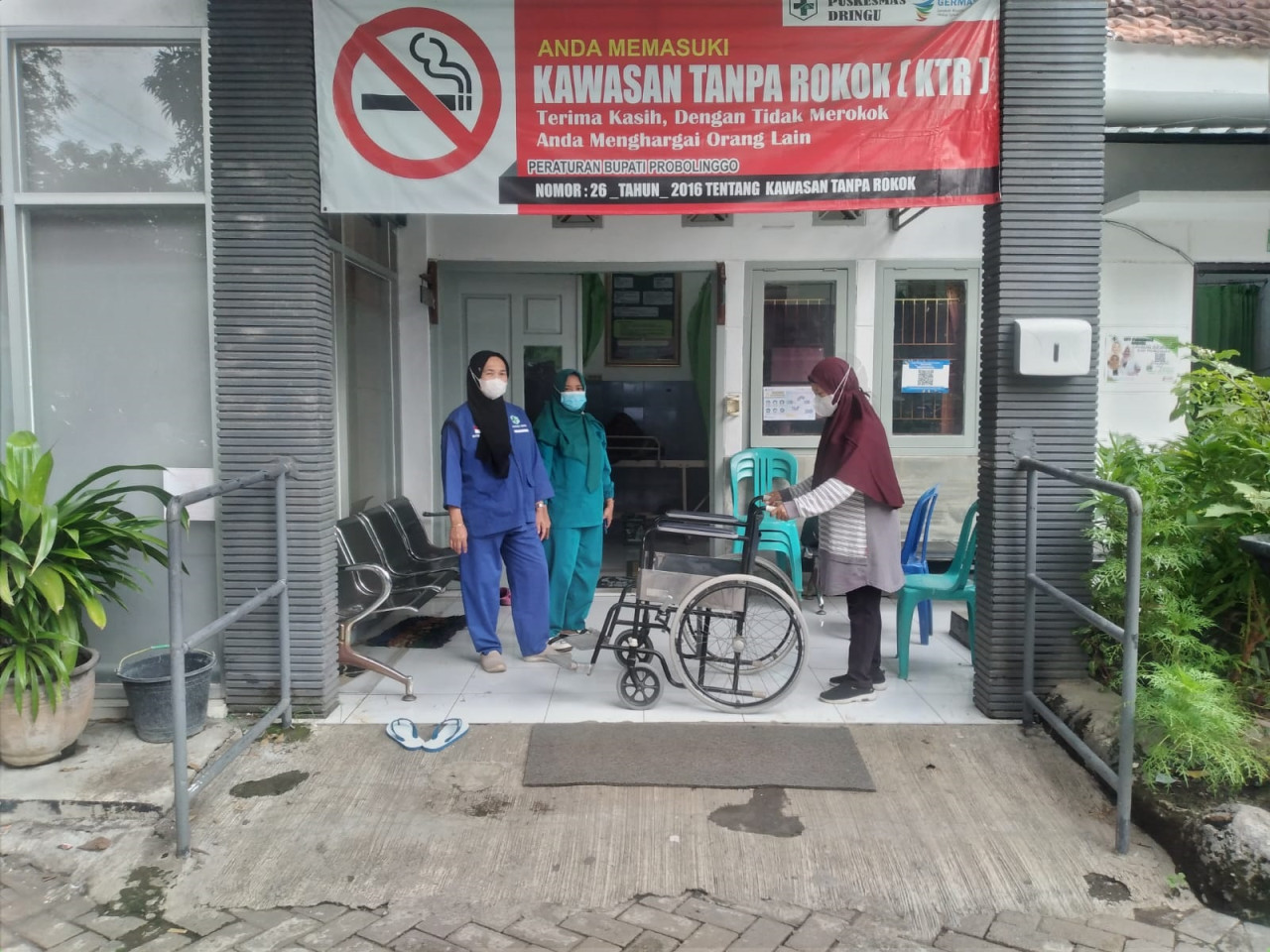 Korban Banjir Dringu Probolinggo Keluhkan Demam dan Gatal-gatal