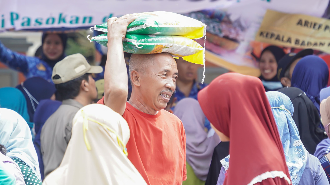 Pemkab Lamongan Pastikan Stok Beras Aman Meski Harga Masih Fluktuatif