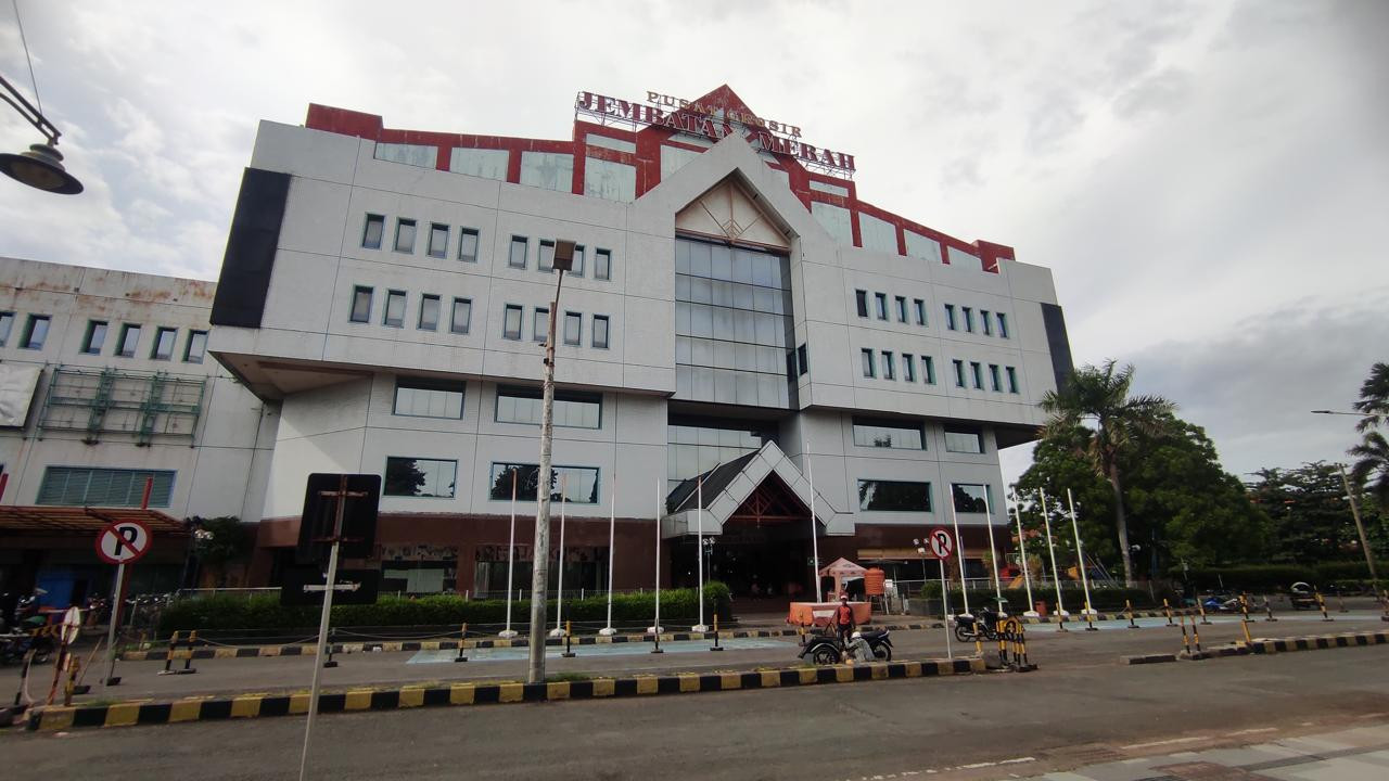 Potret Jembatan Merah Plaza Surabaya. (Foto: Haikal/jatimnow.com)