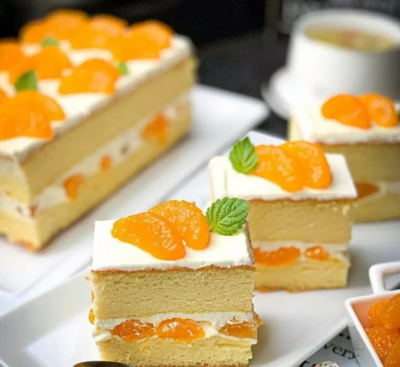 Kue Lapis Jeruk. (Foto:  briliofood.net for jatimnow.com)