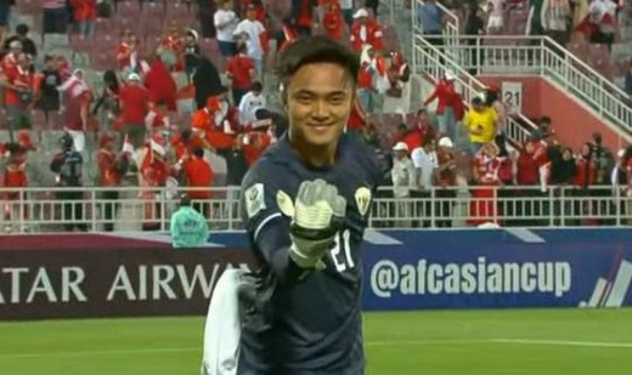 Kiper Timnas Indonesia asal Persebaya, Ernando Ari. (Foto: tangkapan layar)