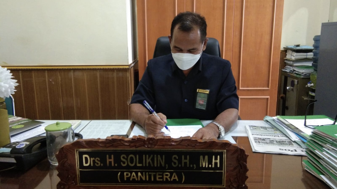 Panitera PA Bojonegoro, Solikin Jamik. (Foto: Misbahul Munir/jatimnow.com)