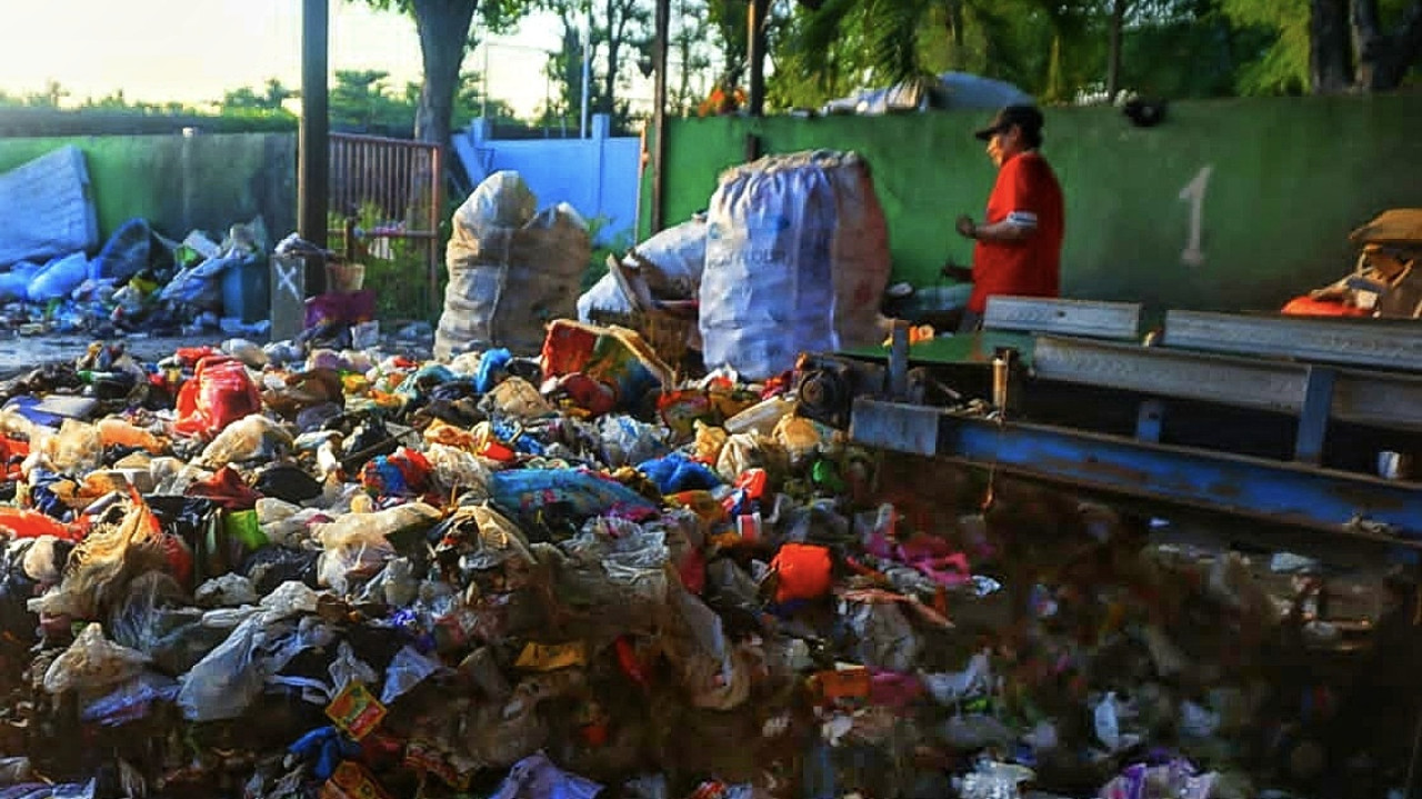 Sampah di TPS 3R Mekarsari Waru Sidoarjo Capai 14 Ton Pasca Lebaran