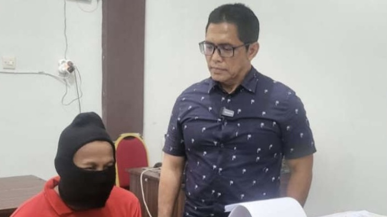 Tukang kasur, pelaku pencabulan bocah 6 tahun di Sampang. (Foto: Fathor Rahman/jatimnow.com)