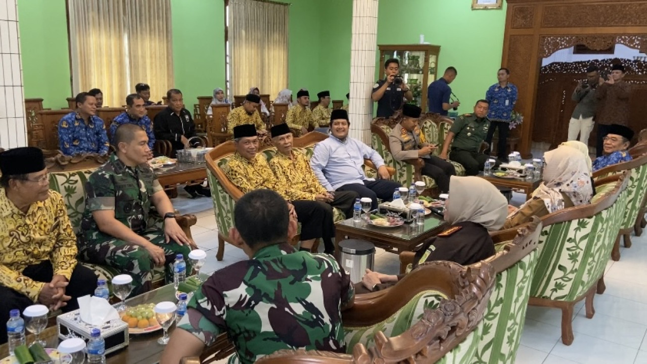 Suasana Hangat Halal Bihalal Forkopimda Kota Kediri di Ponpes Wali Barokah