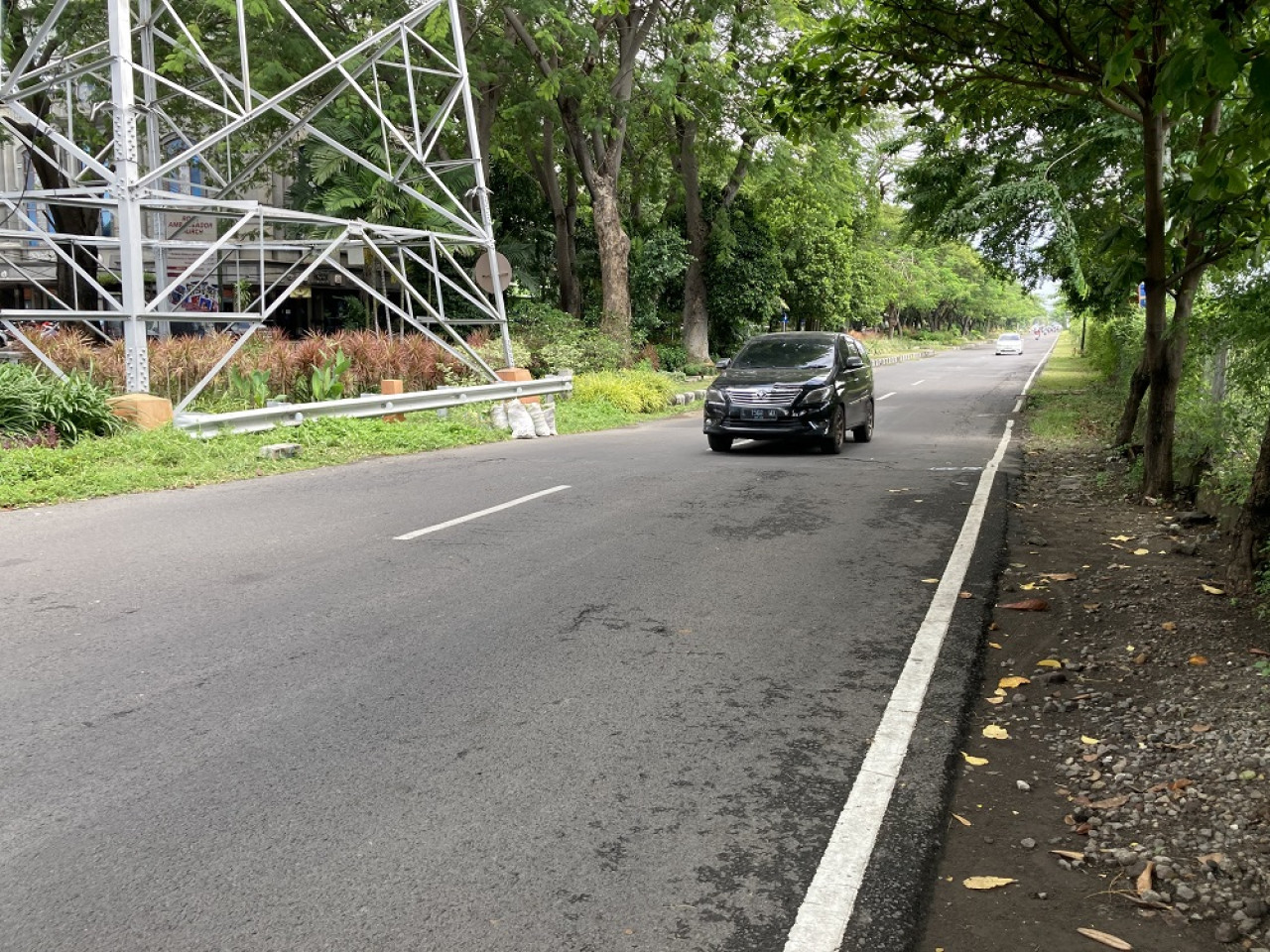 Ruas Jalan Raya Kedung Baruk Surabaya jadi salah satu proyeksi peninggian jalan. (Foto: Pemkot Surabaya for jatimnow.com)