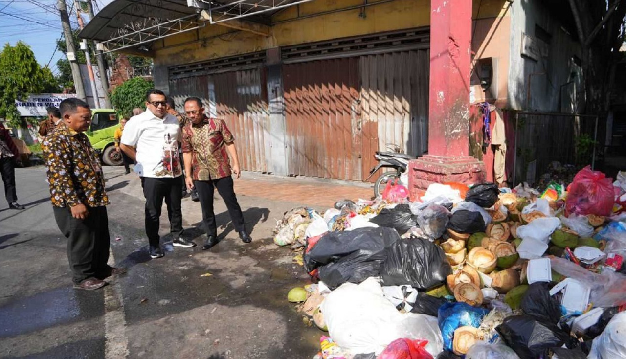 Bau TPS Benteng Pancasila Usik Warga Mojokerto, Mas Pj Ali Gercep