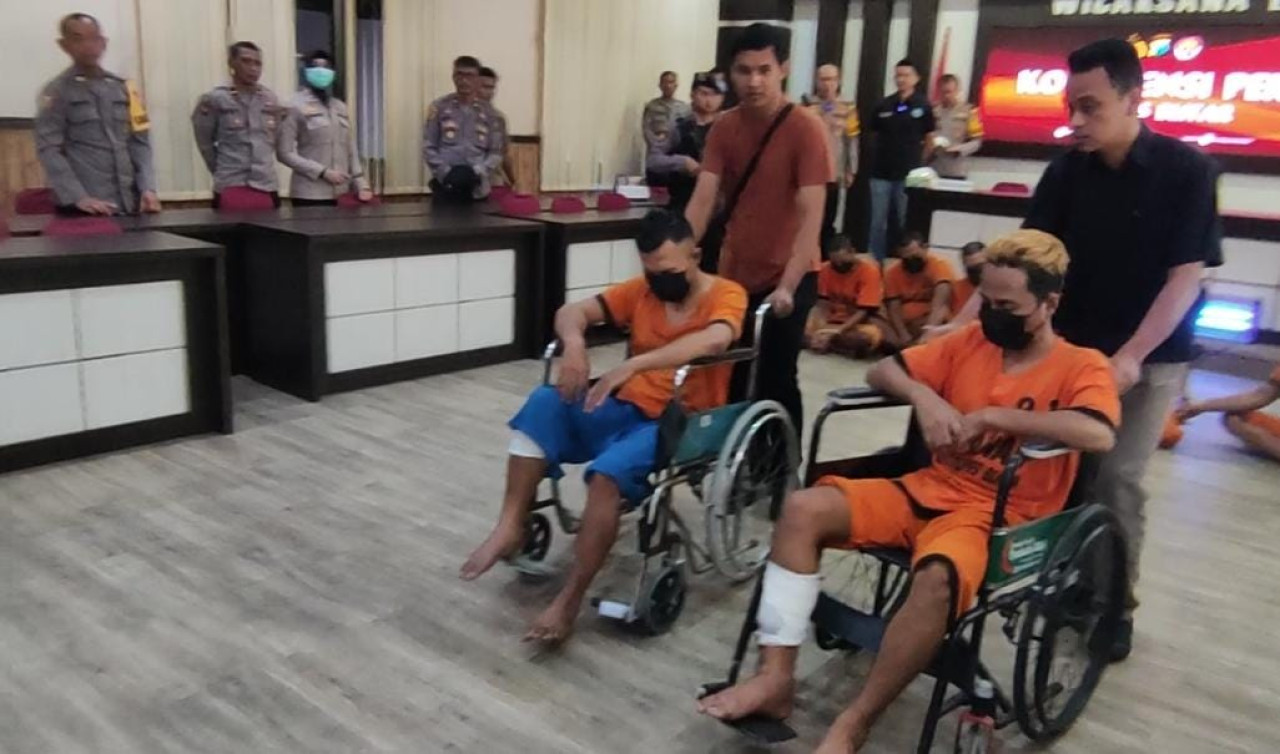 Pelaku saat dikeler Satreskrim Polres Blitar. (Foto: Polres Blitar)