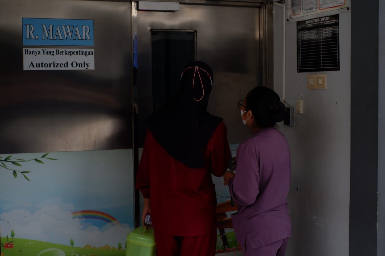 Ruang perawatan bayi kembar siam di RSUD dr Iskak Tulungagung. (Foto: Bramanta Pamungkas/jatimnow.com)