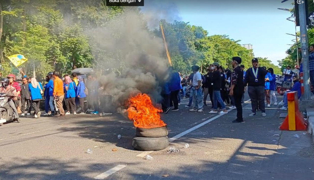 Demo PMII Surabaya, Tuding Tren Penanganan Korupsi Minim