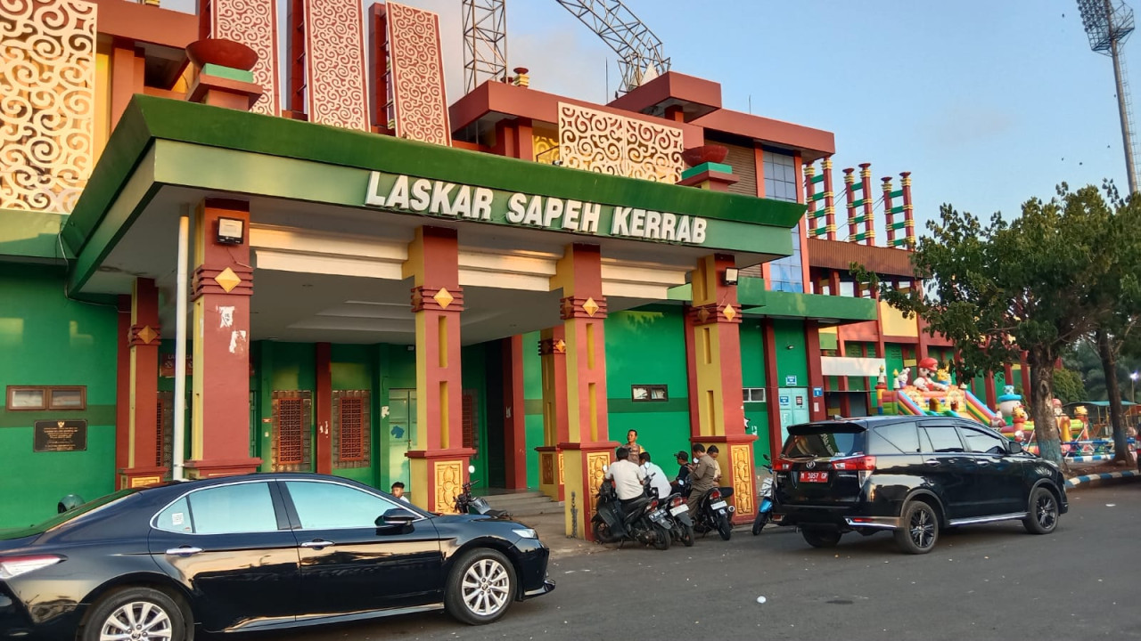 Stadion Gelora Bangkalan. (Foto: Fathor Rahman)