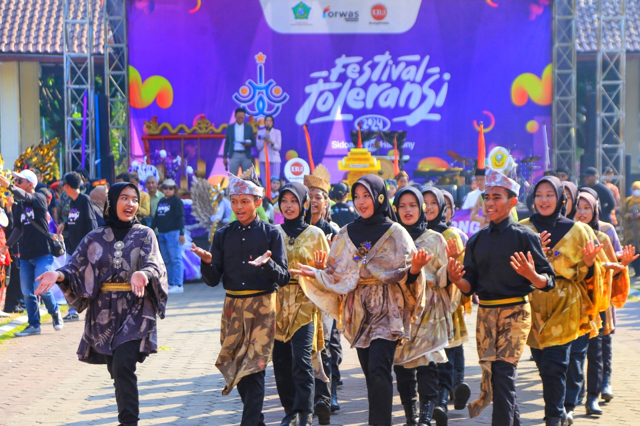 Ratusan Pelajar Meriahkan Festival Toleransi Sidoarjo, Ini Pesan Plt Bupati