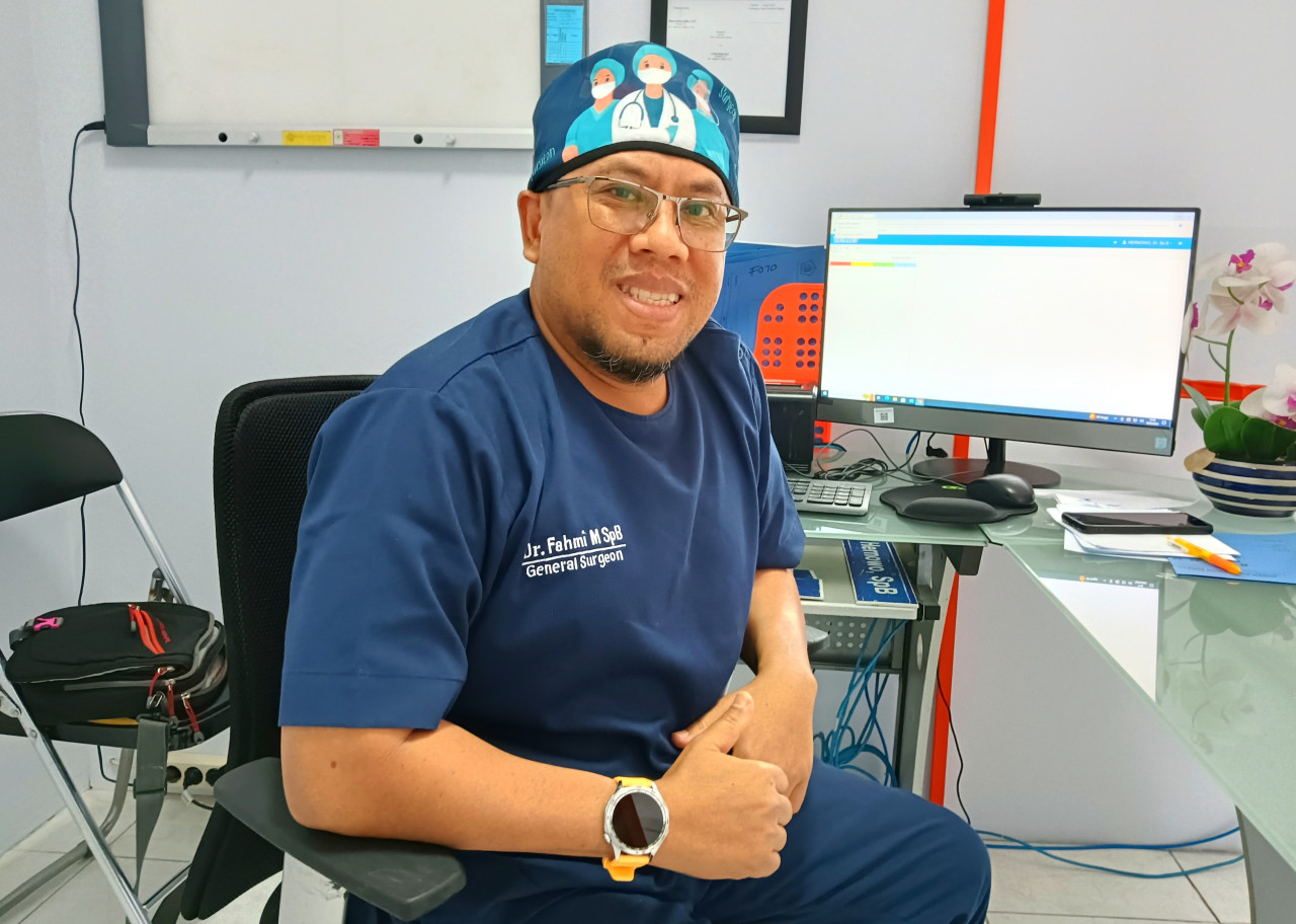 Dokter Spesialis Bedah RSUD R.T. Notopuro Sidoarjo, dr. Fahmi M, SpB. (Foto: Ahaddiini HM/jatimnow.com)