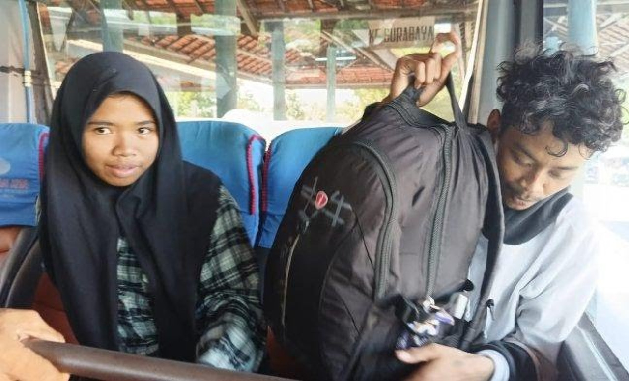 Pasutri asal Cianjur yang terlantar di Pamekasan. (Foto: Polres Pamekasan/jatimnow.com)