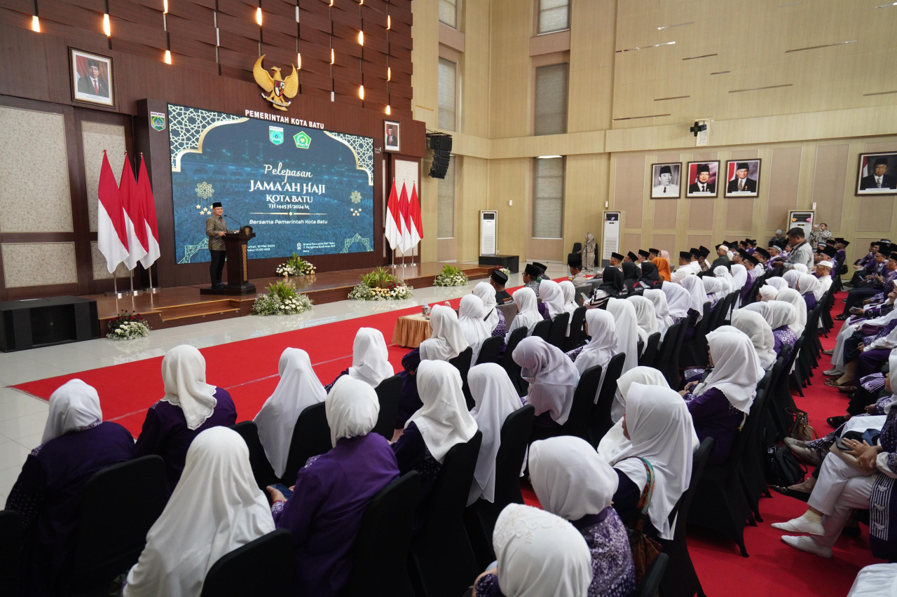 207 CJH Kota Batu Berangkat ke Asrama Haji Sukolilo Surabaya Esok