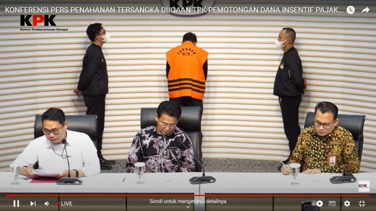 Konferensi pers penahanan Gus Muhdlor oleh KPK (Tangkapan layar).