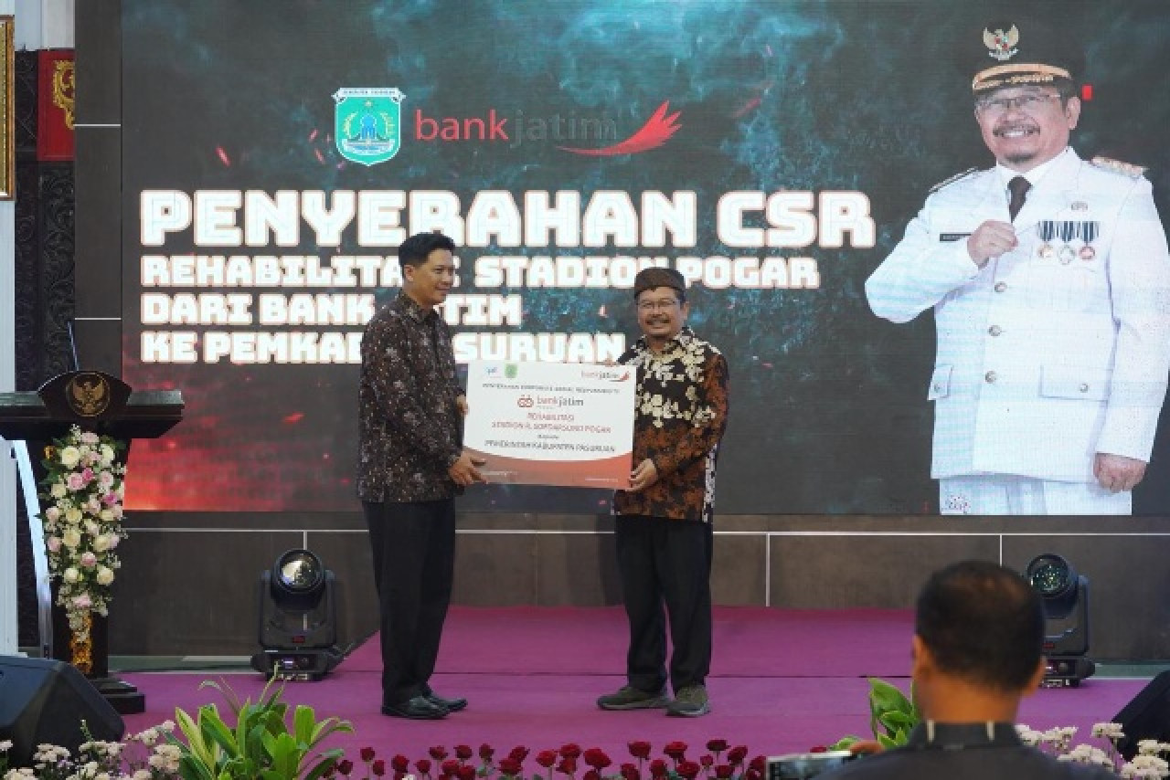 Bank Jatim memberikan bantuan CSR kepada  Pemkab Bangkalan. (Foto: Humas Bank Jatim for jatimnow.com)