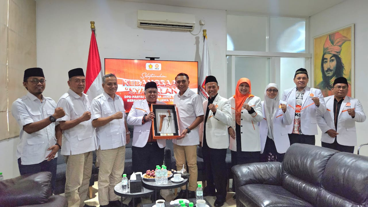 PKS Jatim saat berkunjung ke Kantor DPD Gerindra (foto: PKS Jatim for jatimnow.com)