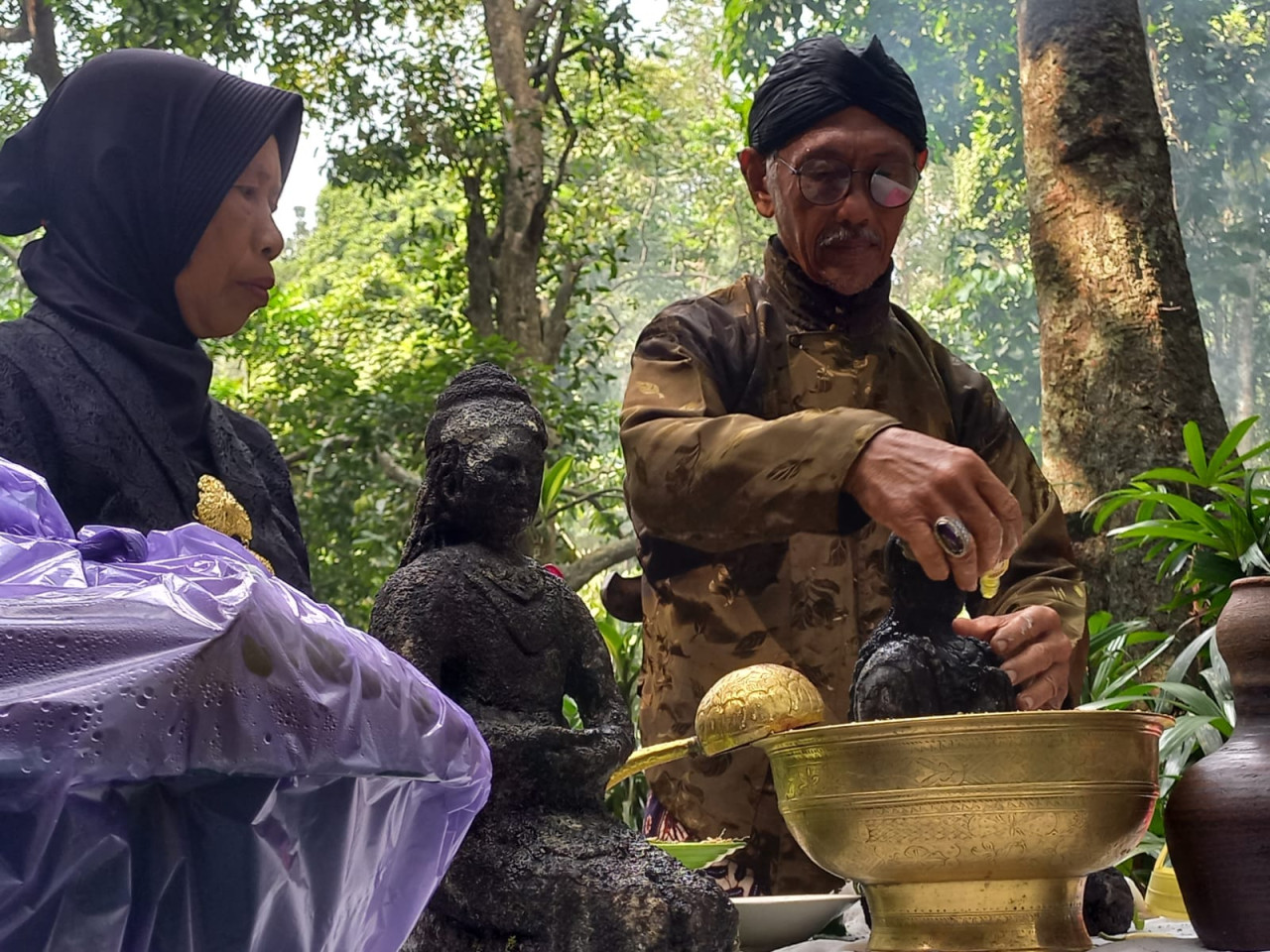 Melihat Tradisi Ulur-Ulur Telaga Buret, Pj Bupati Tulungagung Beri Pesan Ini