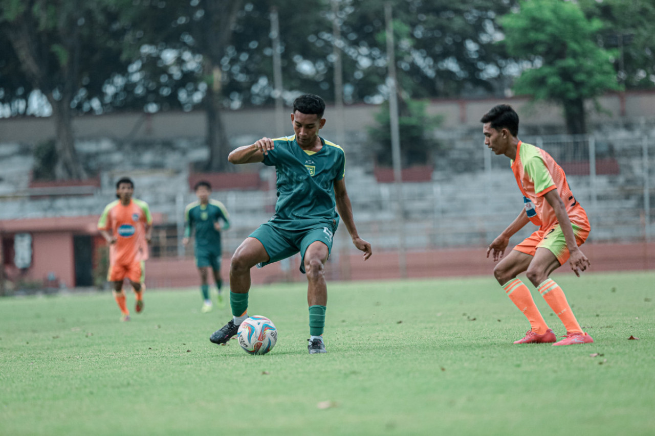 Alfan Suaib dalam laga uji coba Persebaya Vs Rakha FC. (Foto: Persebaya Surabaya/jatimnow.com)