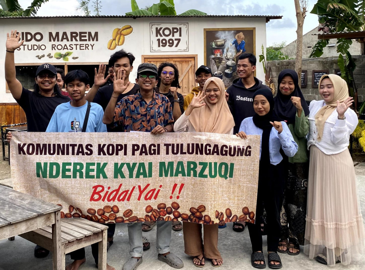 Deklarasi dukungan KH Marzuqi Mustamar di Tulungagung. (Foto: Bramanta Pamungkas/jatimnow.com)