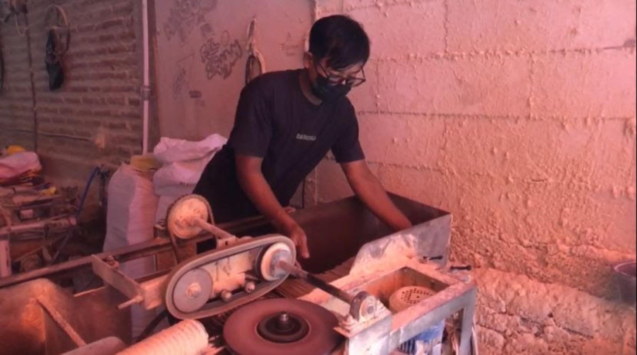 Produsen Tusuk Sate di Ponorogo Bikin 400 Kg/Hari Jelang Idul Adha