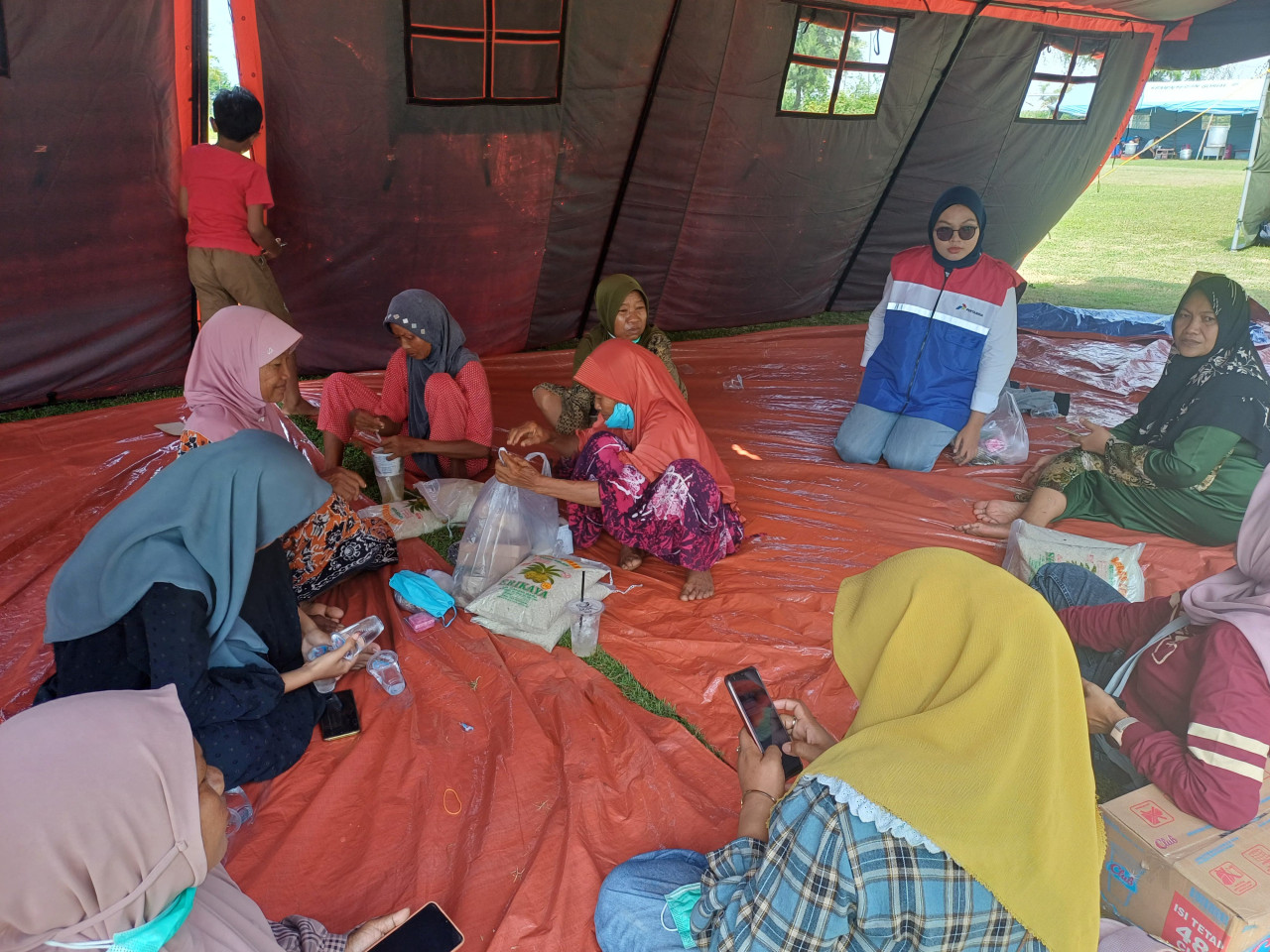 Pertamina Janjikan Kompensasi ke Warga Terdampak Kebocoran Tangki BBM di Tuban