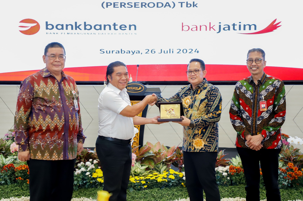 Pj Gubernur Jatim Adhy Karyono saat menerima kunjungan kerja Pemprov dan Bank Banten (Foto: Humas Pemprov Jatim for jatimnow.com)