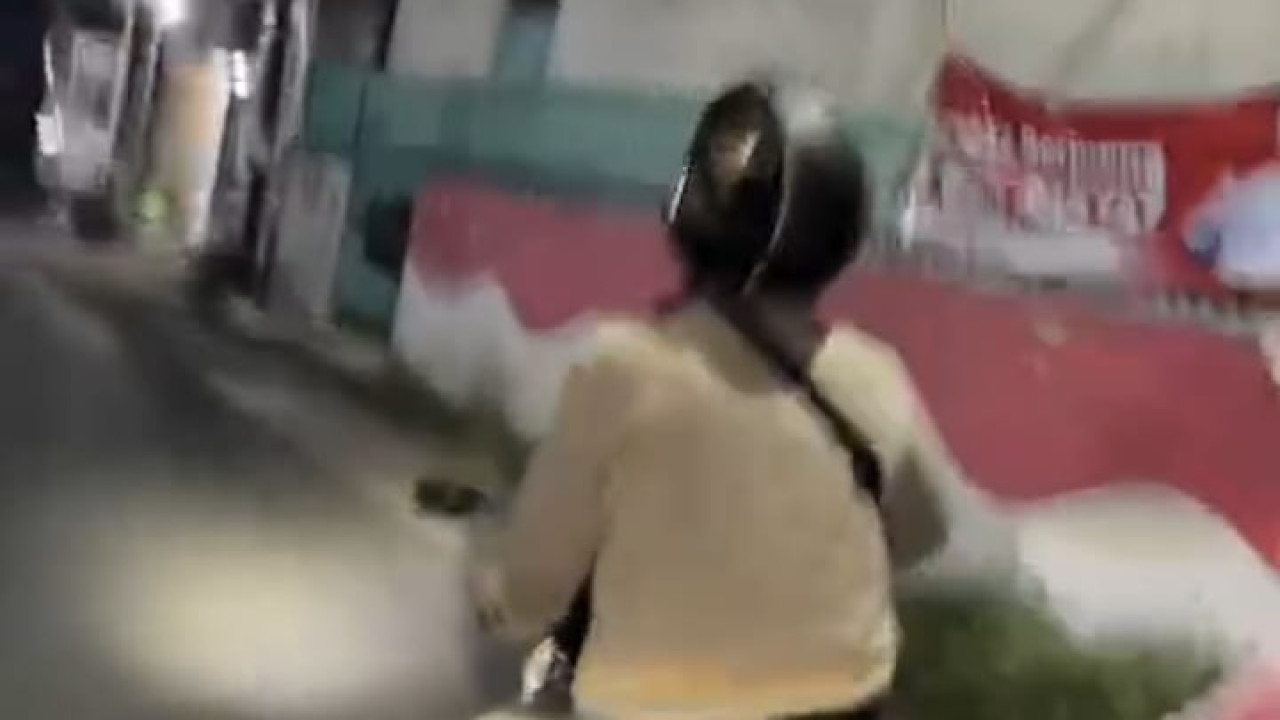 Tangkapan layar saat korban kejar pelaku begal payudara.