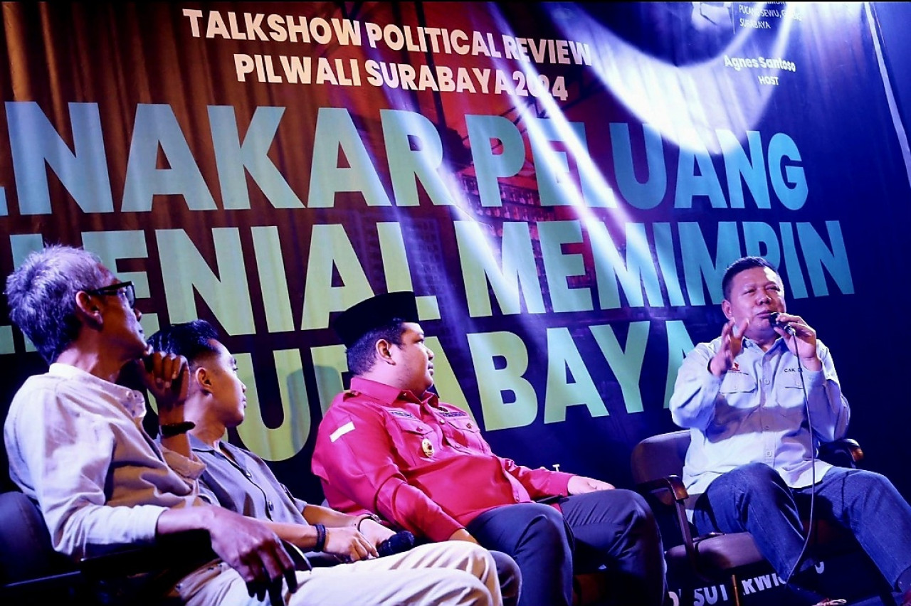 Hadi Dediansyah saat menyatakan ingin maju di Pilwali Surabaya dalam bincang politik yang digelar Writerhood (foto: Ni'am Kurniawan/jatimnow.com)