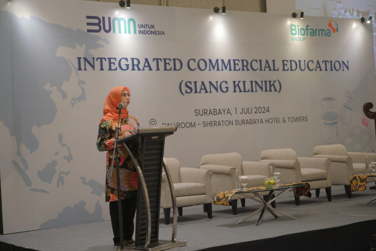 Direktur Pemasaran Bio Farma Group, Kamelia Faisal dalam sambutannya pada Integrated Commercial Education yang di gelar di Hotel Sheraton Surabaya (foto: Ni'am Kurniawan/jatimnow.com)
