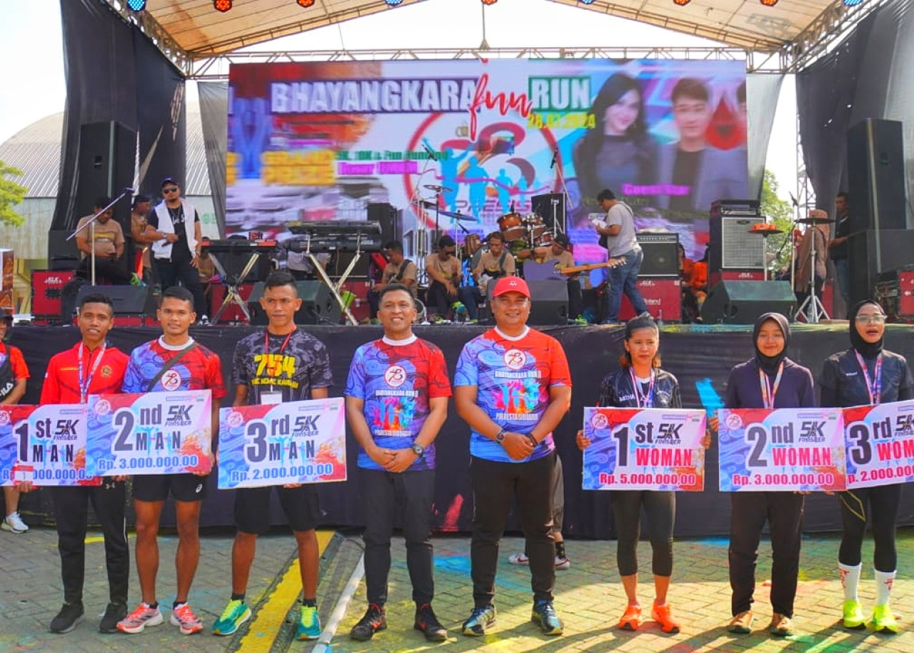 Suasana Bhayangkara Run yang diadakan oleh Polresta Sidoarjo.  (Foto: Ahaddiini HM/jatimnow.com).