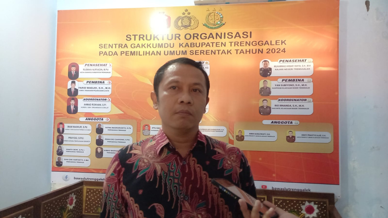 Koordinator Divisi Pencegahan Parmas dan Humas Bawaslu Kabupaten Trenggalek, Imam Maskur. (Foto: Bramanta Pamungkas/jatimnow.com)