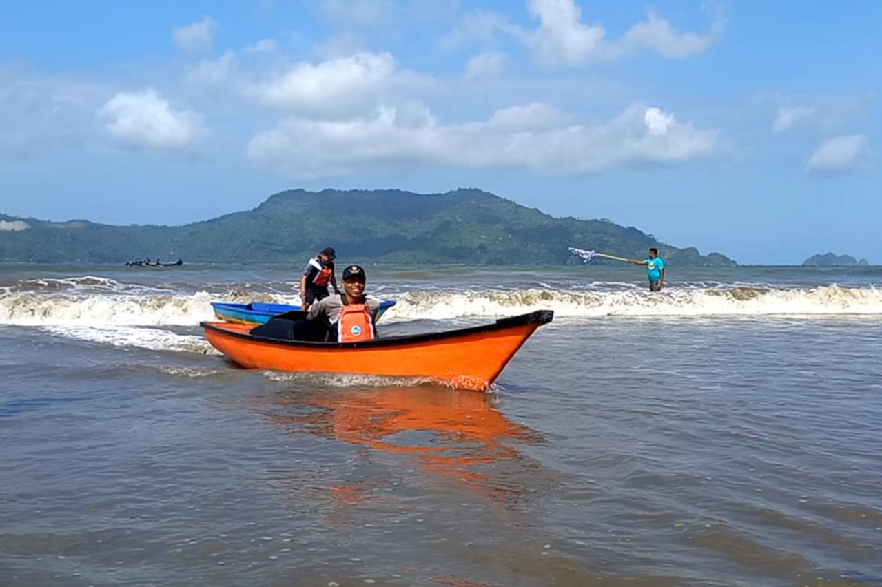Peserta lomba perabu kunting. (Foto:Bramanta Pamungkas/jatimnow.com)