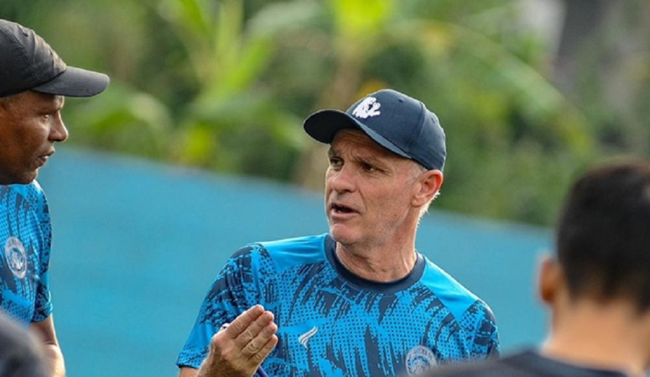 Pelatih Joel Cornelli. (Foto: PT LIB)