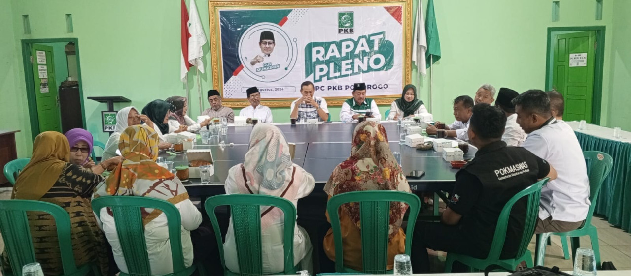 Rapat pleno yang diadakan oleh DPC PKB Ponorogo. (Foto: Ahmad Fauzani/jatimnow.com)