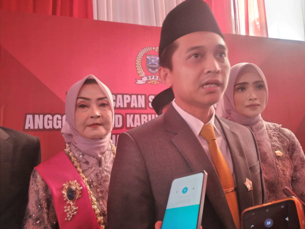 Ketua DPD Golkar Kabupaten Probolinggo, Oka Mahendra usai pelantikan anggota DPRD. (Foto: Haryo Agus/jatimnow.com)