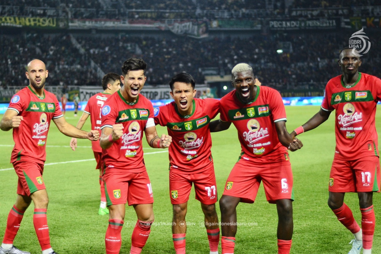 Kasim Botan (tengah). (Foto: PT LIB)