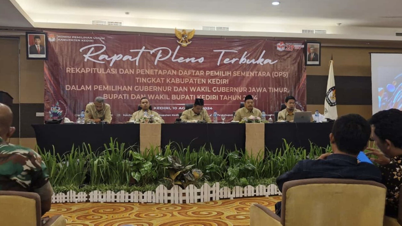 Rapat pleno KPU Kabupaten Kediri. (Foto: Yanuar Dedy/jatimnow.com)