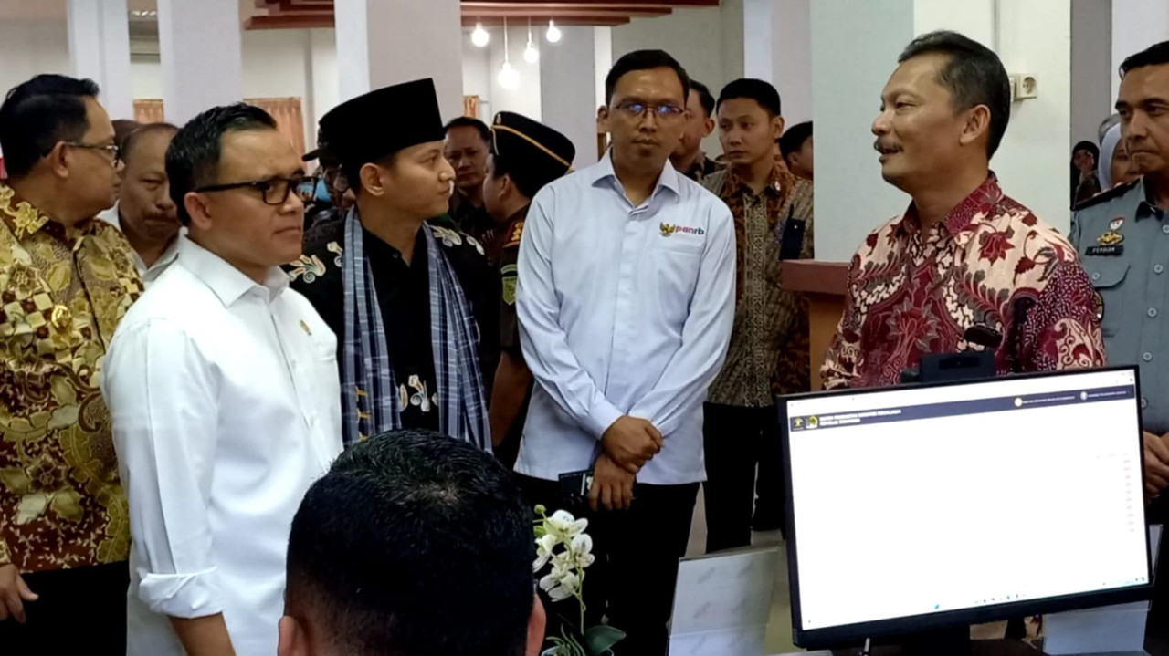 Menteri PAN RB, Azwar Anas saat meresmikan MPP di Kabupaten Trenggalek. (Foto: Bramanta Pamungkas/jatimnow.com)