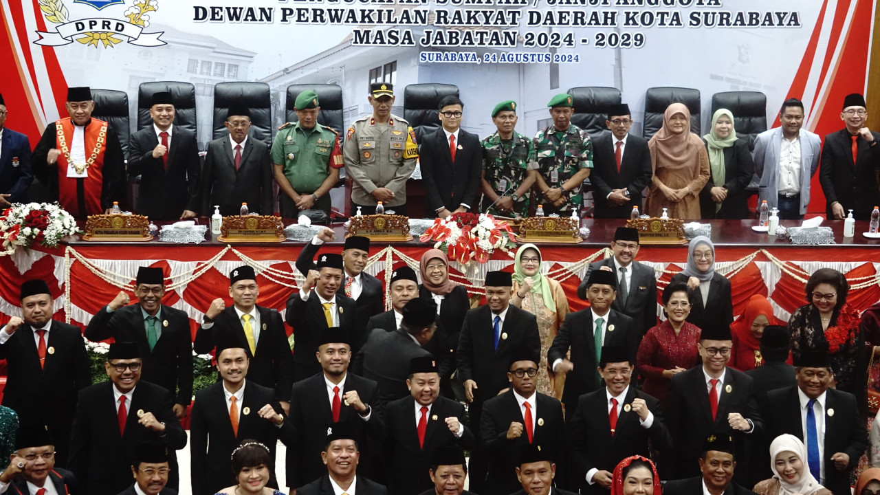 50 Anggota DPRD Surabaya 2024-2029 Dilantik, Berikut Daftar Namanya