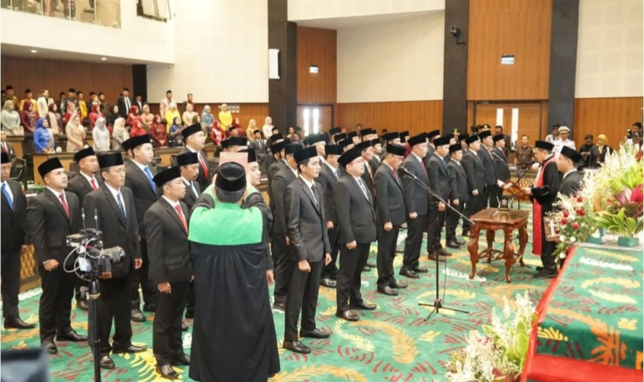 Pelantikan DPRD Bangkalan masa jabatan 2024-2029. (Foto: Fathor Rahman/jatimnow.com)
