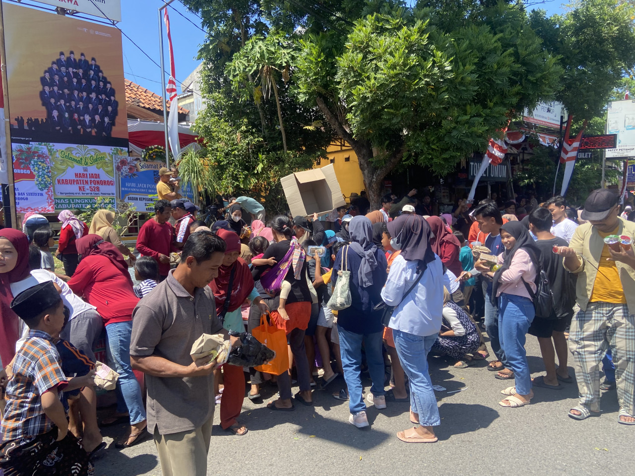 Pesta Rakyat yang digelar dalam rangka memperingati Hari jadi Kabupaten Ponorogo. (Foto: Ahmad Fauzani/jatimnow.com)