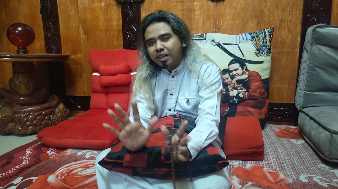 Samsudin usai divonis bebas oleh Majelis Hakim PN Blitar. (Foto: Bramanta Pamungkas/jatimnow.com)