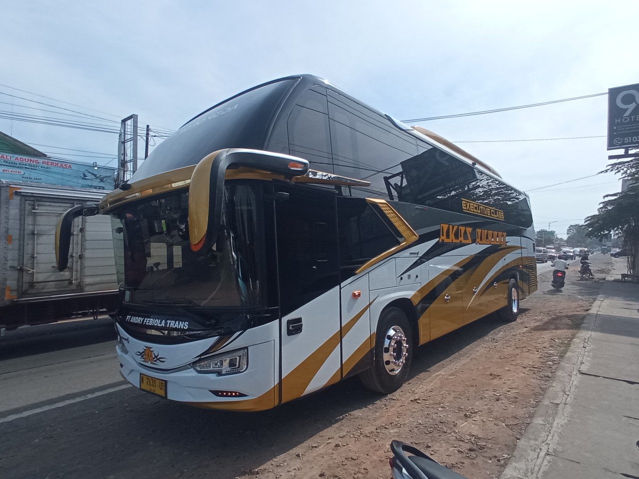 Bus Akas Aurora trayek Jember - Jakarta diluncurkan (Sugik for jatimnow)