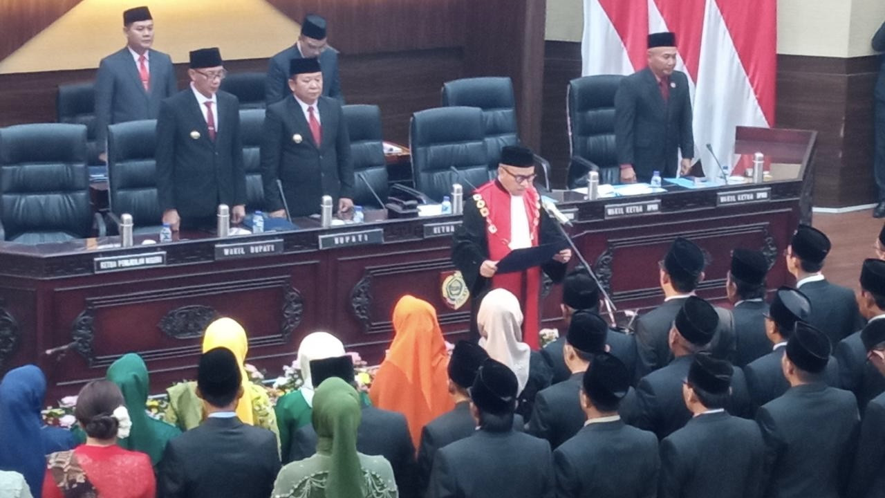 DPRD Jember tetapkan 7 fraksi (Foto: Sugianto/jatimnow.com)