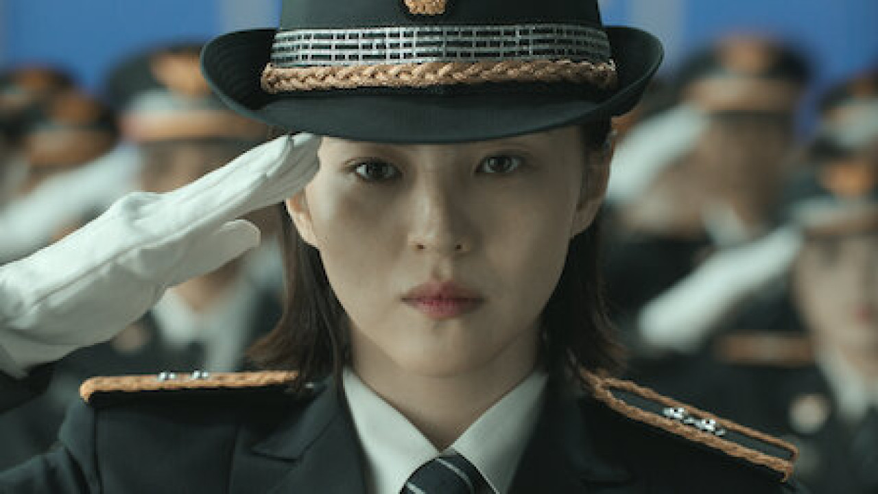 Hye-jin, identitas baru Ji Woo saat menjadi polisi (dok.tangkapan layar netflix)