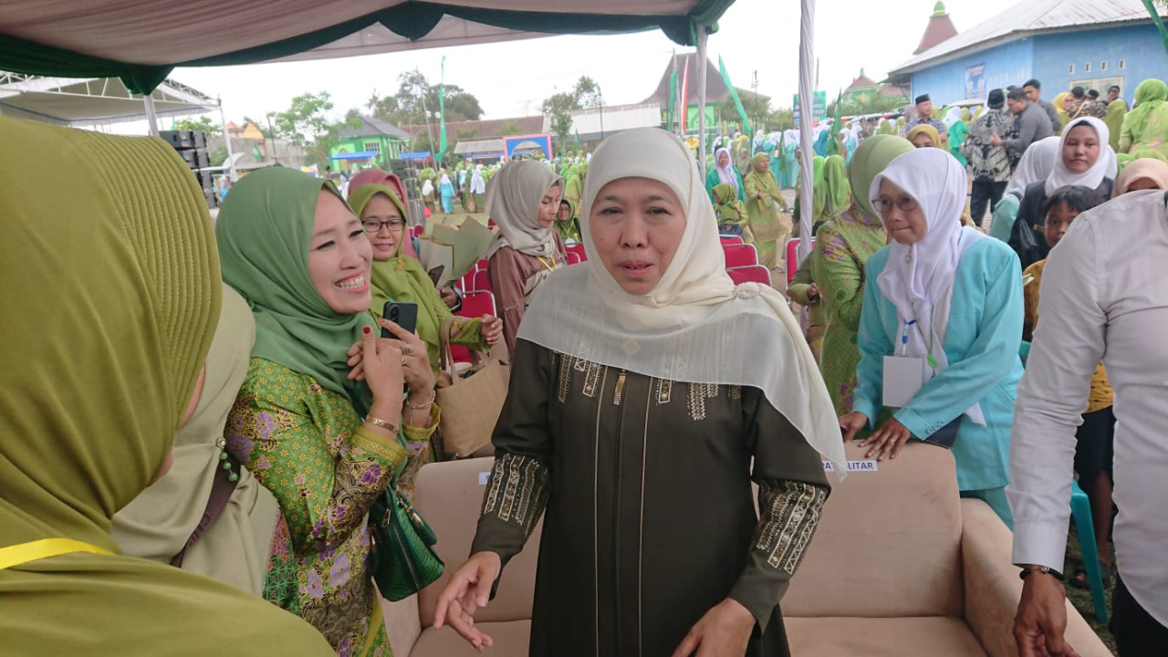 Ketua Muslimat Khofifah Indar Parawansa saat berada di Blitar. (Foto: Bramanta Pamungkas/jatimnow.com)